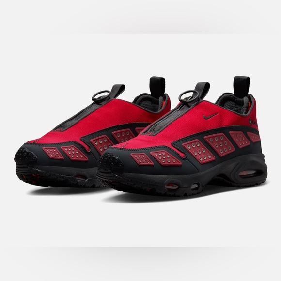 Nike Shoes - Air Max SNDR GORE-TEX ripstop sneakers red